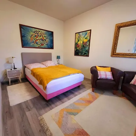 Sashalom Apartman Apartament
