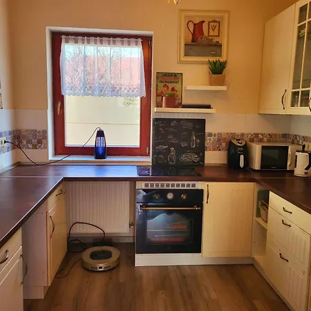 Sashalom Apartman *